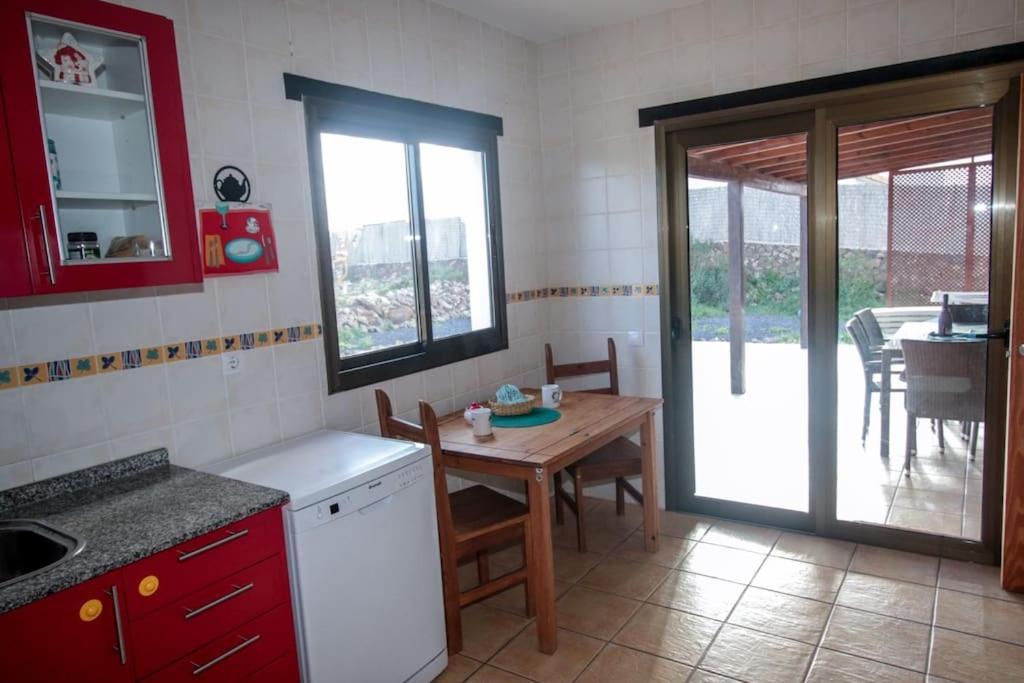 Villa En Zona Tranquila De Lajares Vista Calma מראה חיצוני תמונה